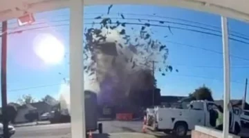 انفجار غاز في حي سكني بكاليفورنيا يخلّف دمارًا واسعًا وإصابات متعددة 1